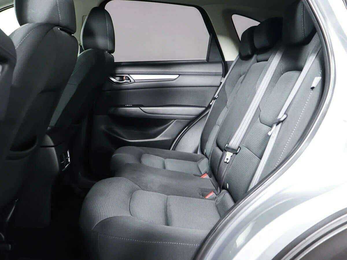 Б/У Мазда Ц-Икс-5 2017 года. Фото: #11