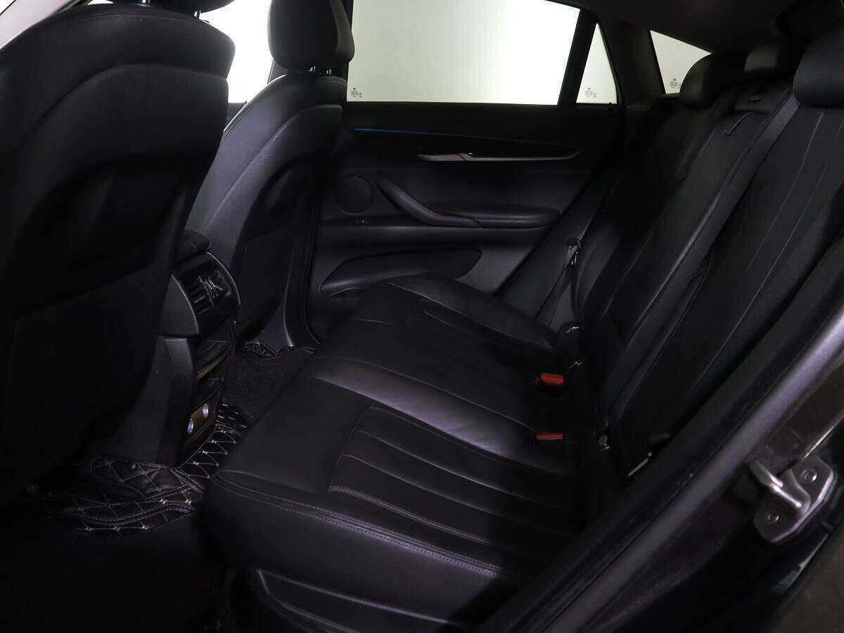 Б/У БМВ Икс6 2019 года. Фото: #8