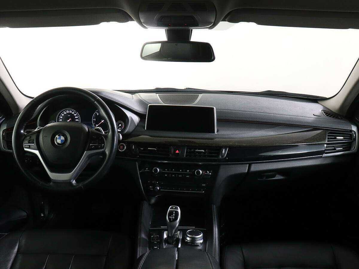 Б/У БМВ Икс6 2019 года. Фото: #10