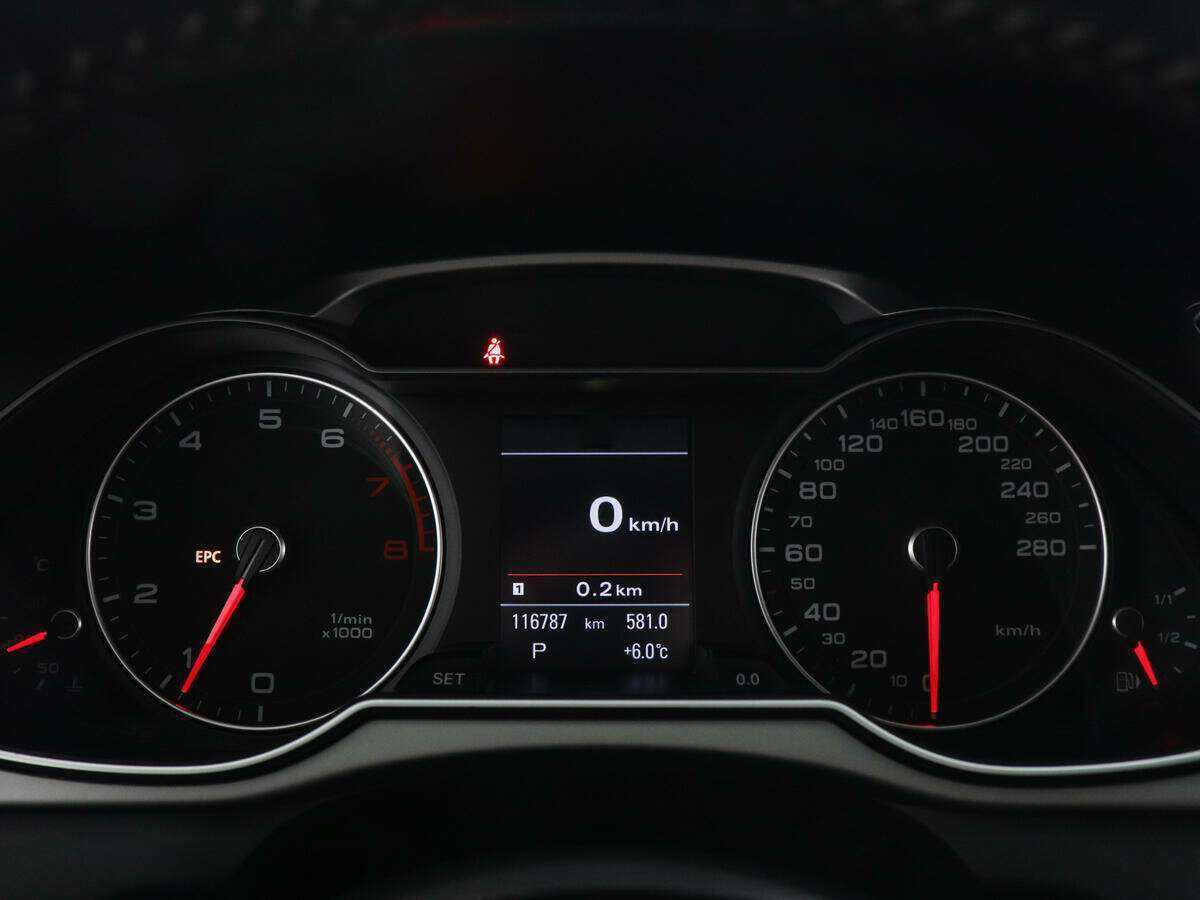 Б/У Ауди А4 2014 года. Фото: #10