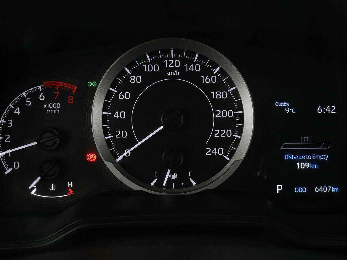 Б/У Тойота Королла 2022 года. Фото: #9