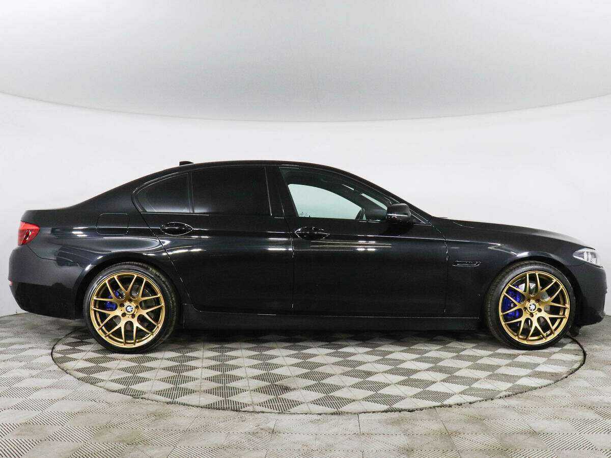 Б/У БМВ 5 серии 2016 года. Фото: #4