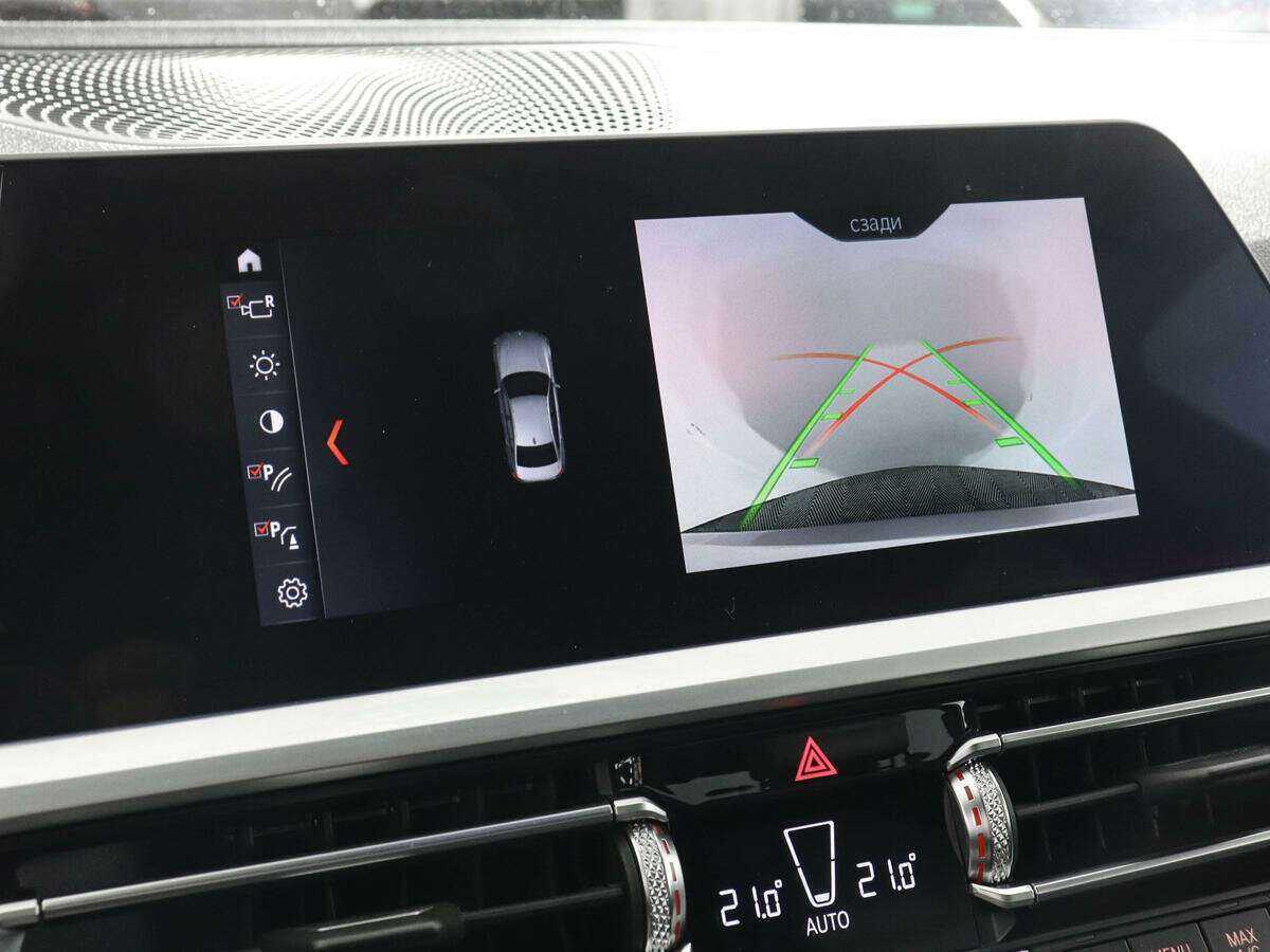 Б/У БМВ 3 серии 2019 года. Фото: #8