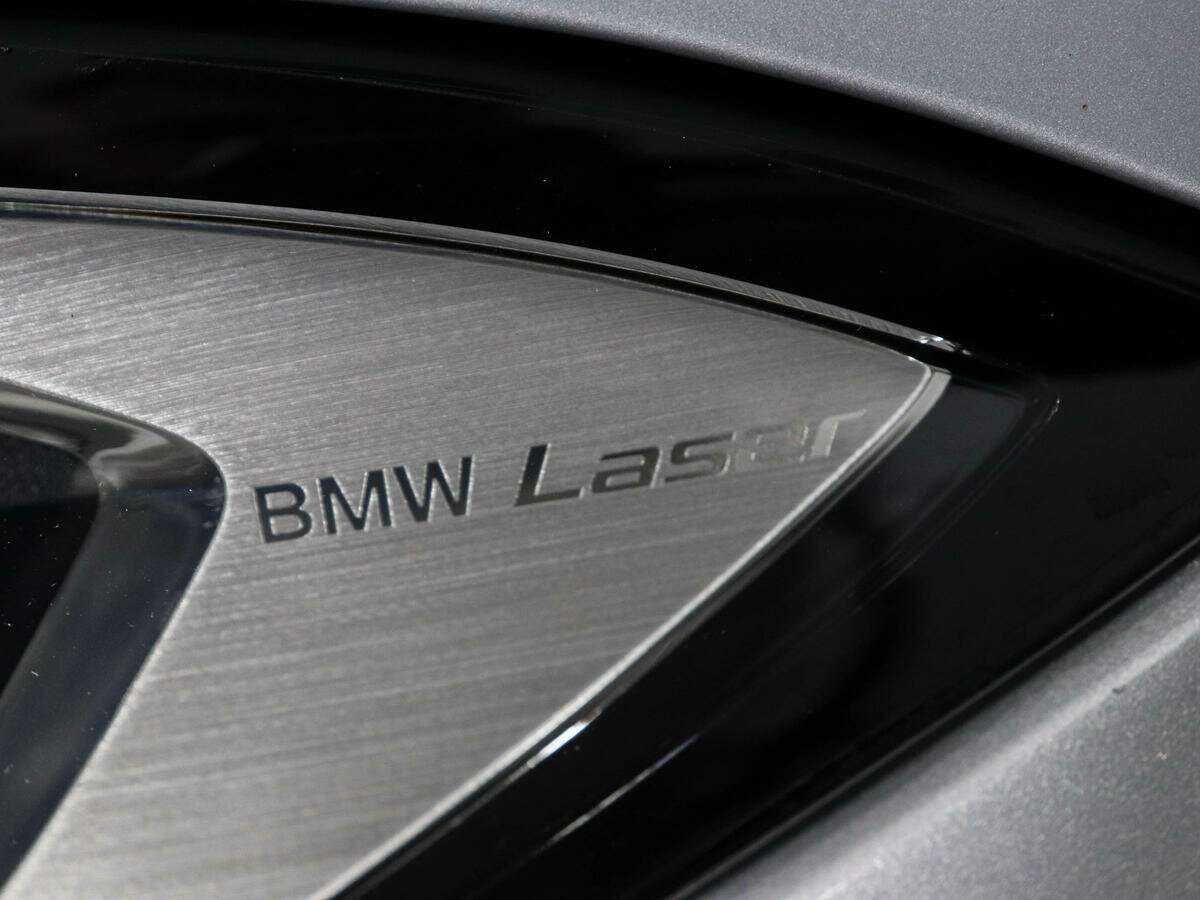 Б/У БМВ 3 серии 2019 года. Фото: #9