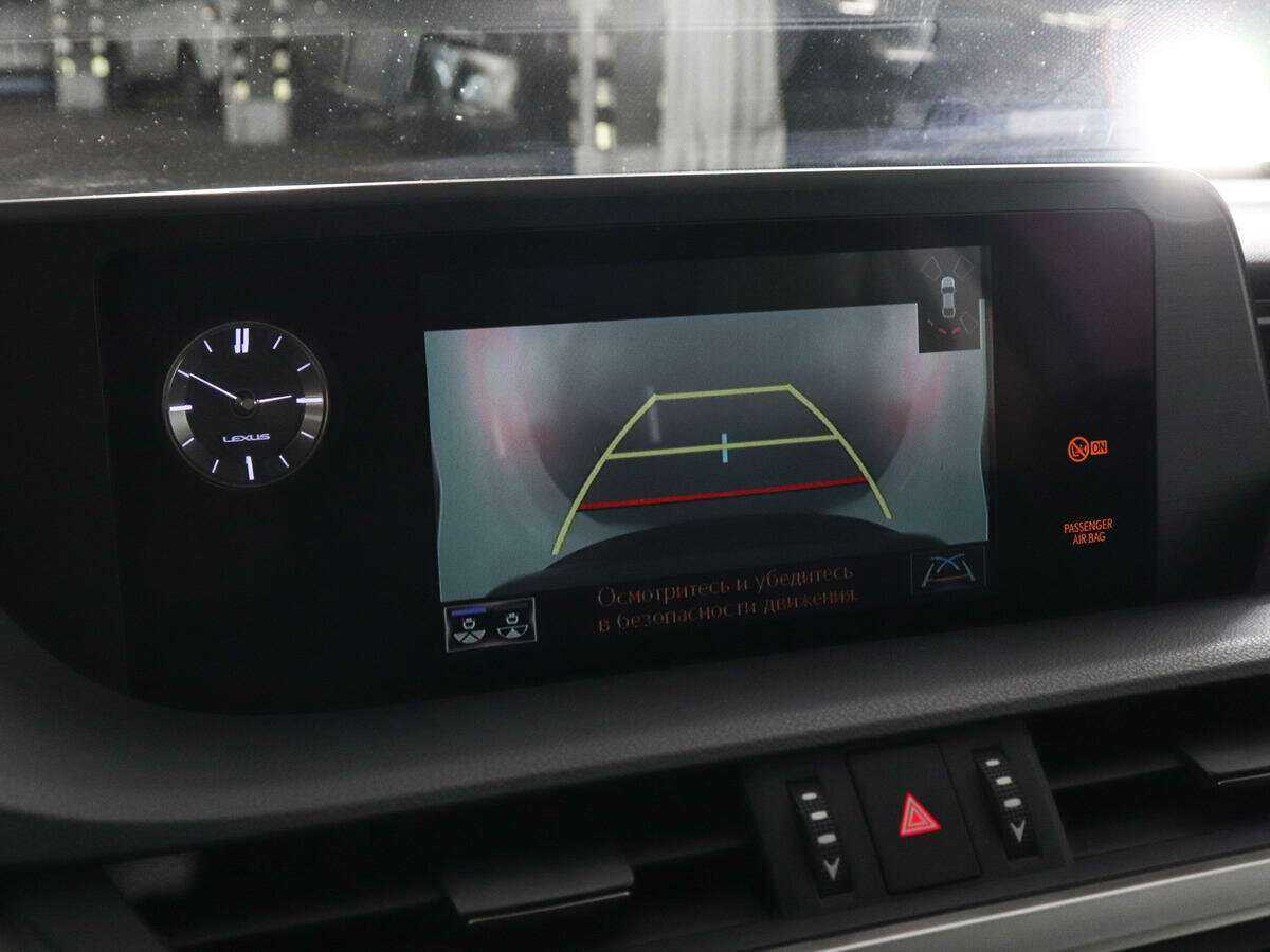 Б/У Лексус ЕС 2019 года. Фото: #20