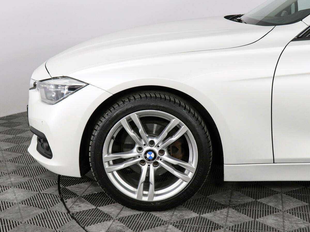 Б/У БМВ 3 серии 2016 года. Фото: #4