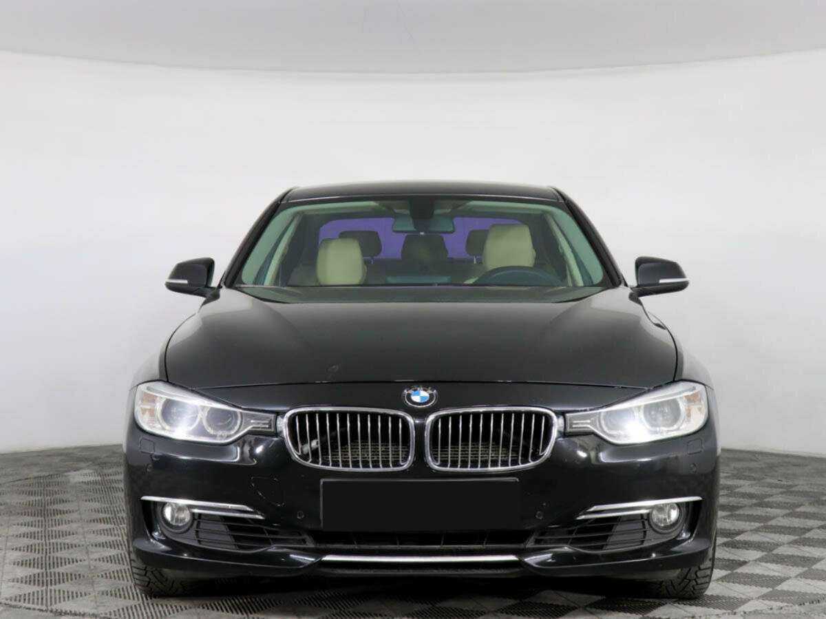 Б/У БМВ 3 серии 2012 года. Фото: #2