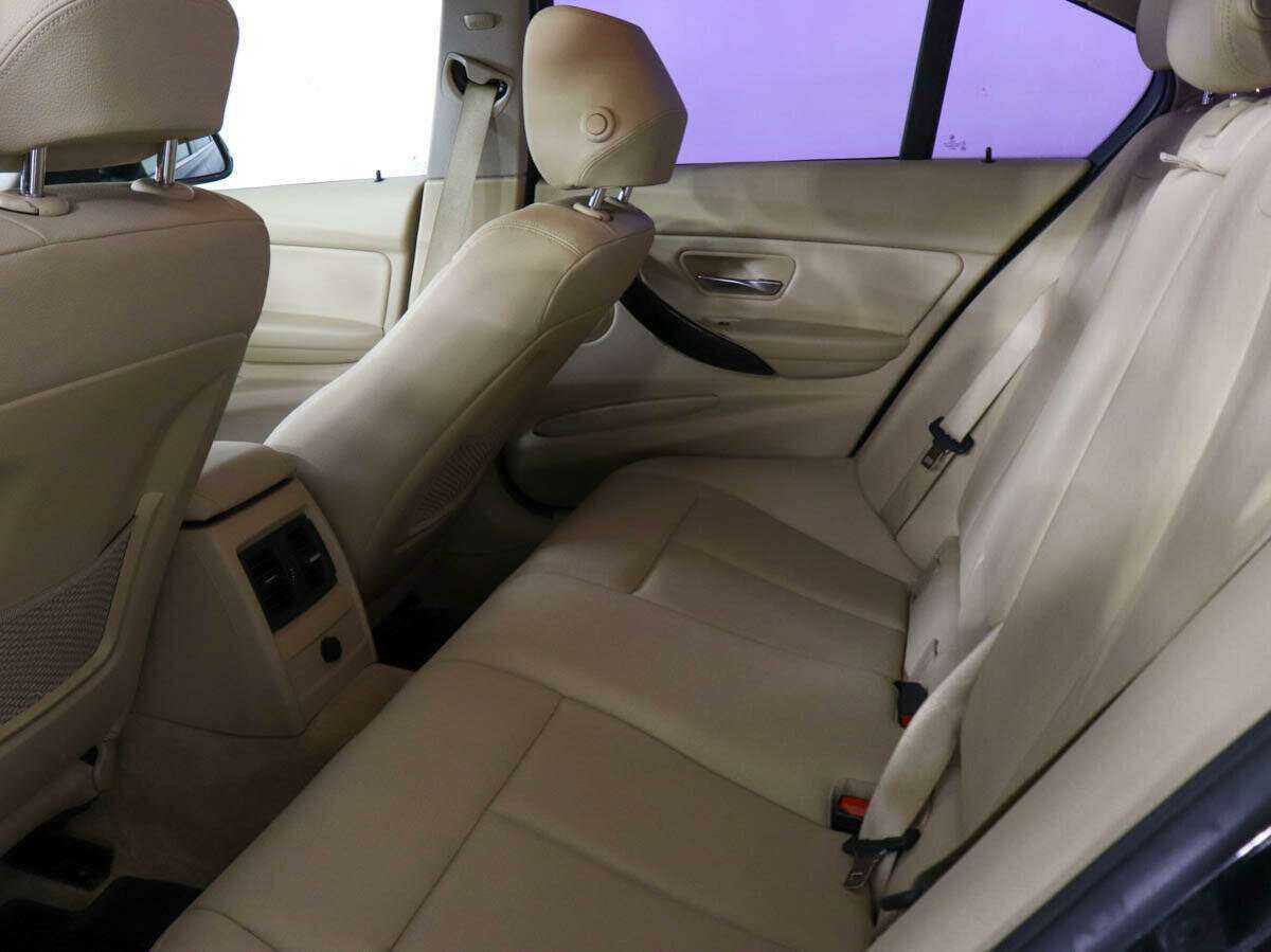 Б/У БМВ 3 серии 2012 года. Фото: #9