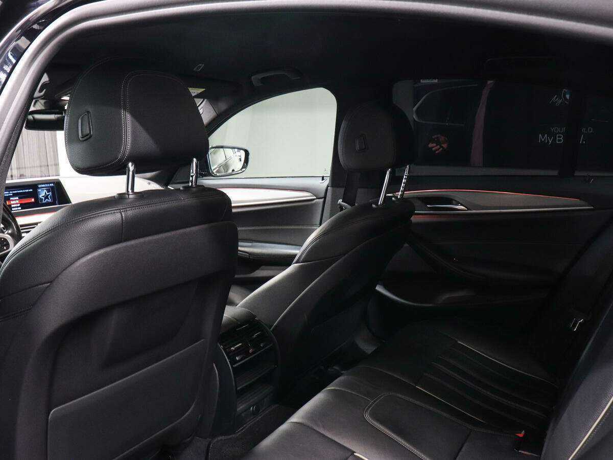 Б/У БМВ 5 серии 2017 года. Фото: #10