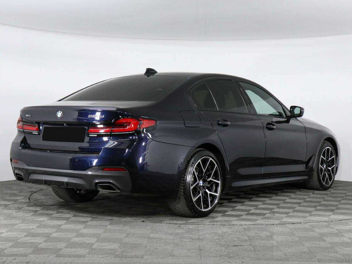 Б/У БМВ 5 серии 2021 года. Фото: #1