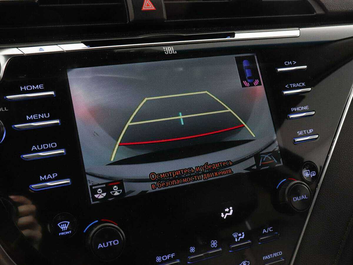 Б/У Тойота Камри 2019 года. Фото: #13