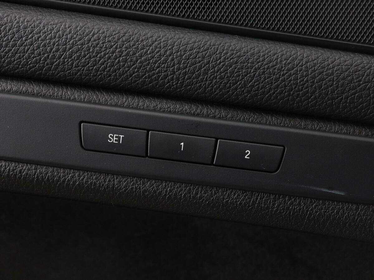 Б/У БМВ 5 серии 2015 года. Фото: #11