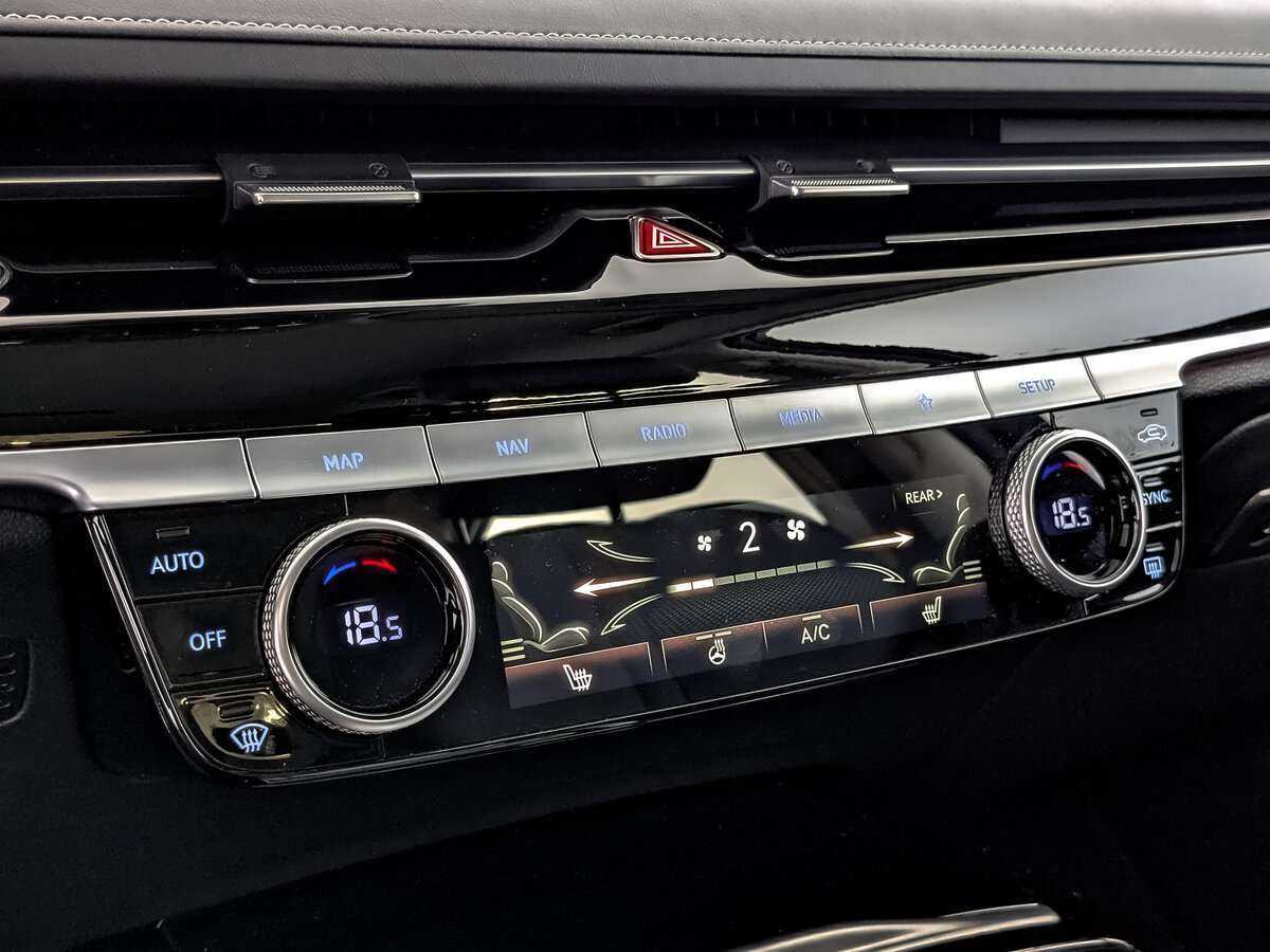 Б/У Генезис Г80 2022 года. Фото: #24