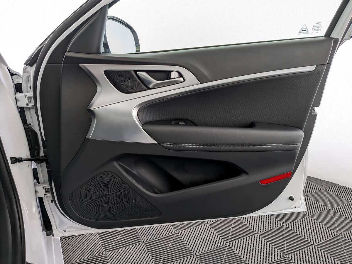 Б/У Генезис Г70 2019 года. Фото: #19