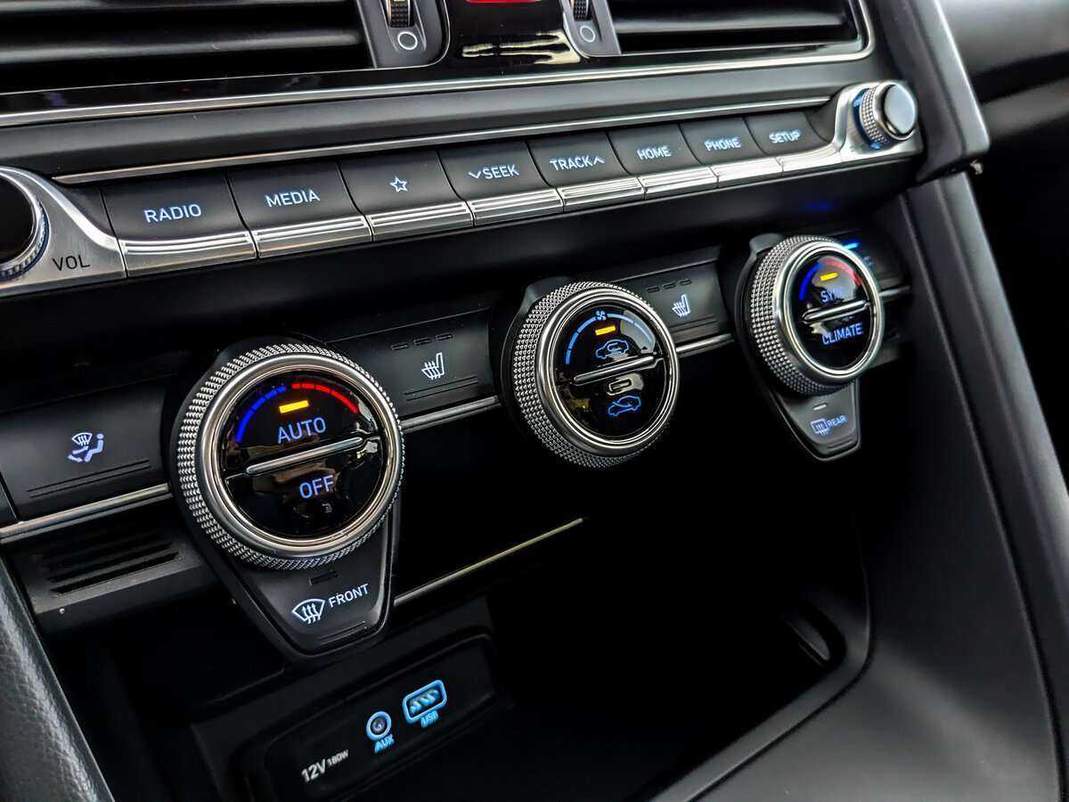 Б/У Генезис Г70 2019 года. Фото: #20