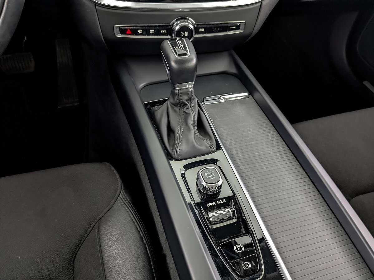 Б/У Вольво В60 Кросс Кантри 2021 года. Фото: #20