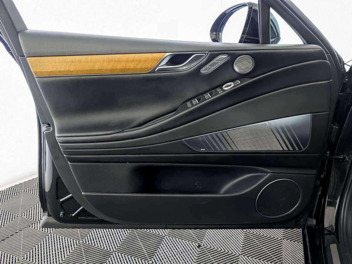 Б/У Генезис Г80 2021 года. Фото: #12