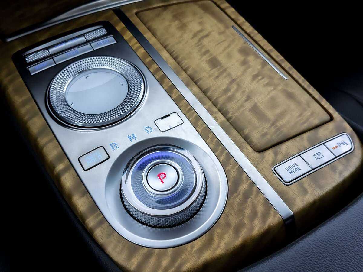 Б/У Генезис Г80 2021 года. Фото: #19