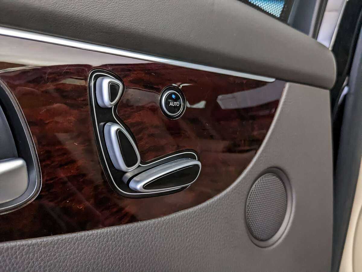 Б/У Хендай Экус 2012 года. Фото: #20