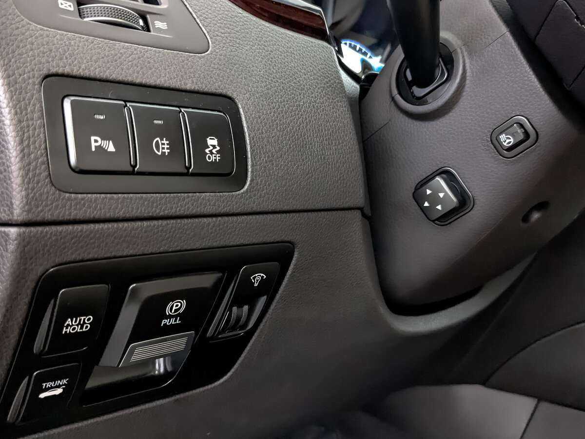 Б/У Хендай Экус 2012 года. Фото: #24