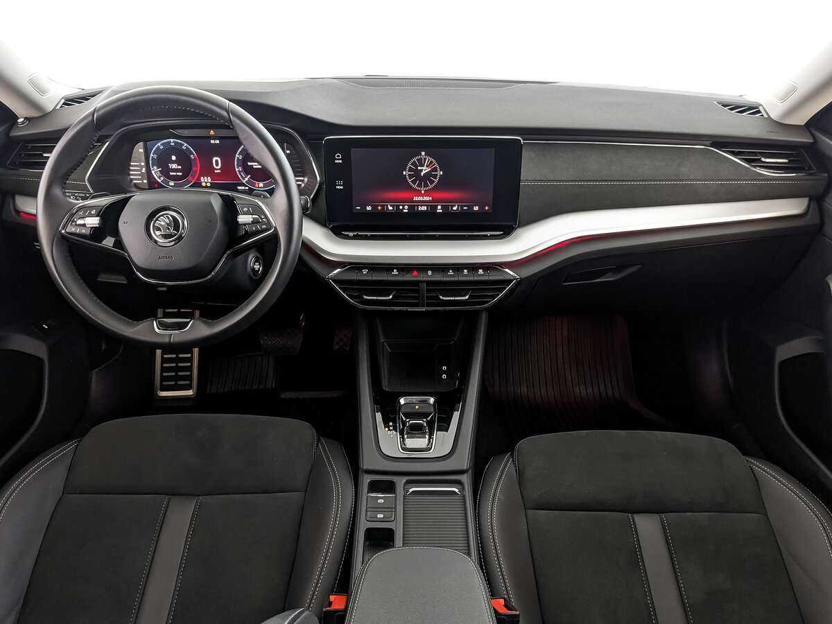 Б/У Шкода Октавия 2021 года. Фото: #10