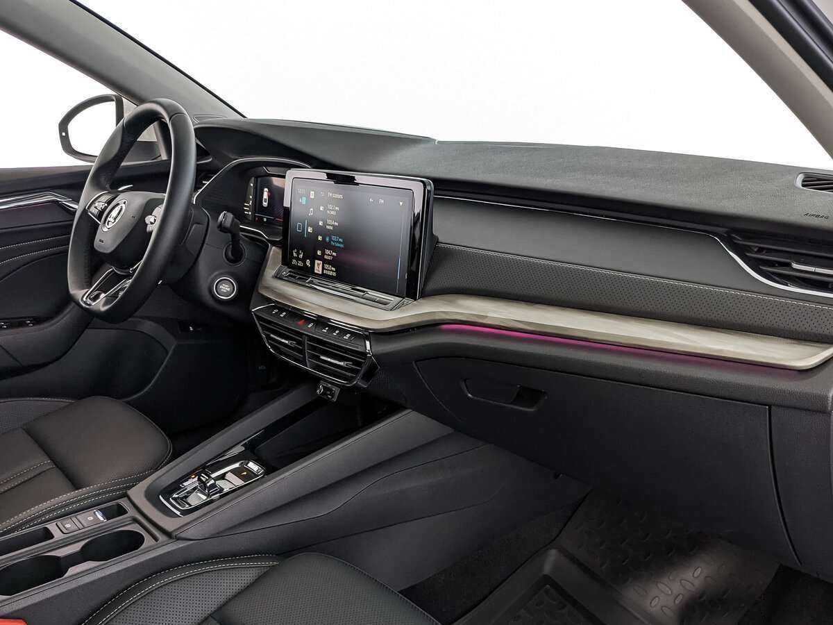 Б/У Шкода Октавия 2023 года. Фото: #7