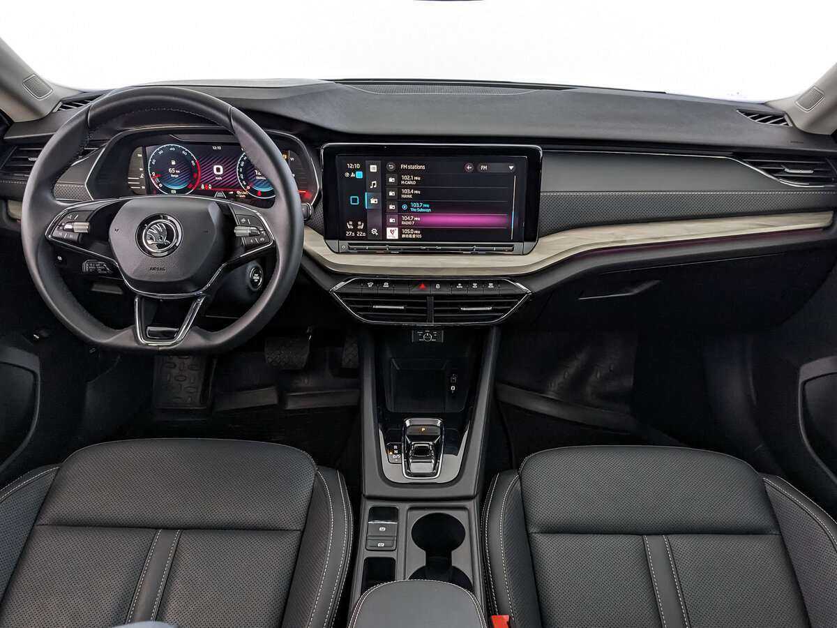 Б/У Шкода Октавия 2023 года. Фото: #8