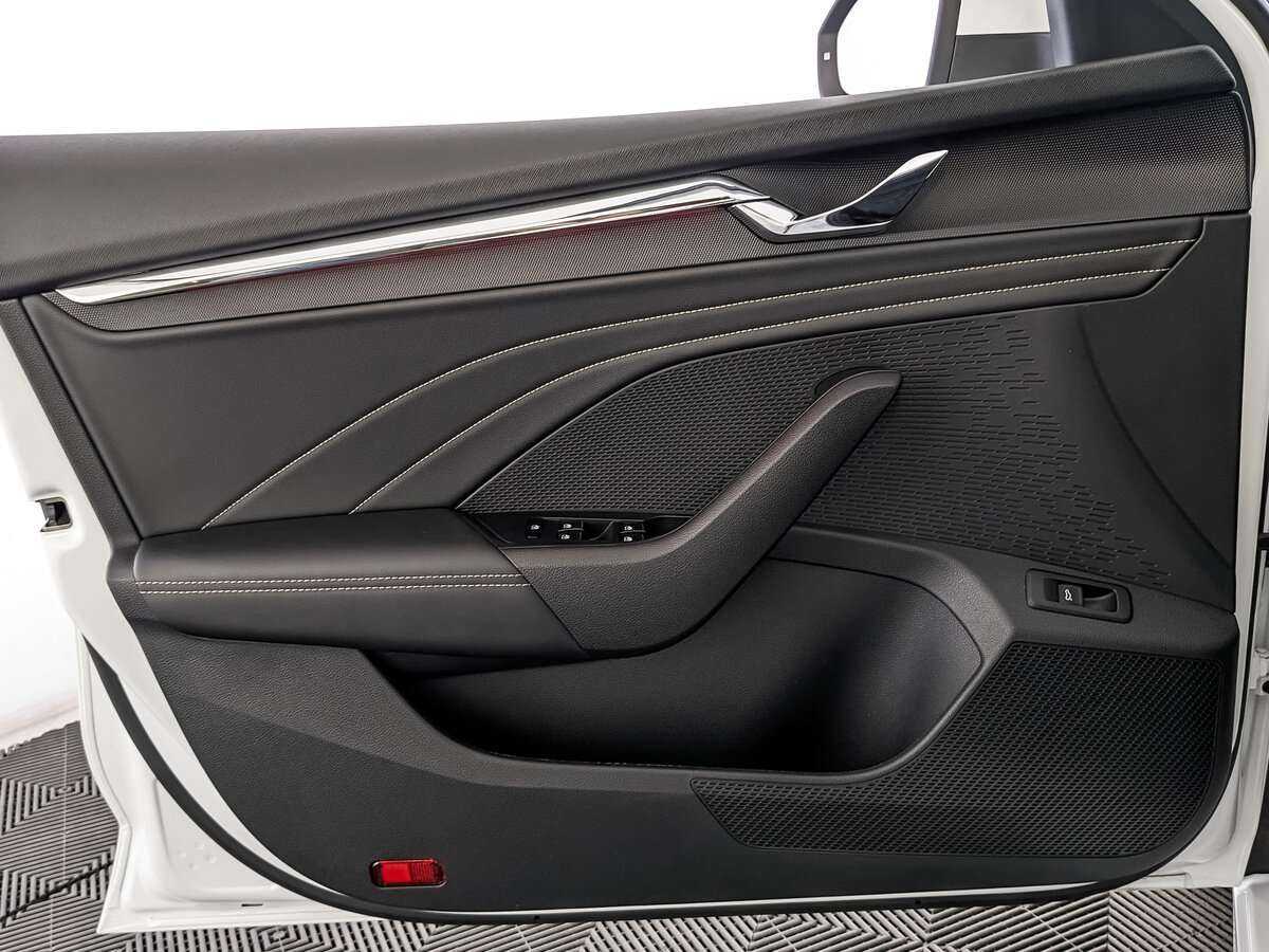 Б/У Шкода Октавия 2023 года. Фото: #13