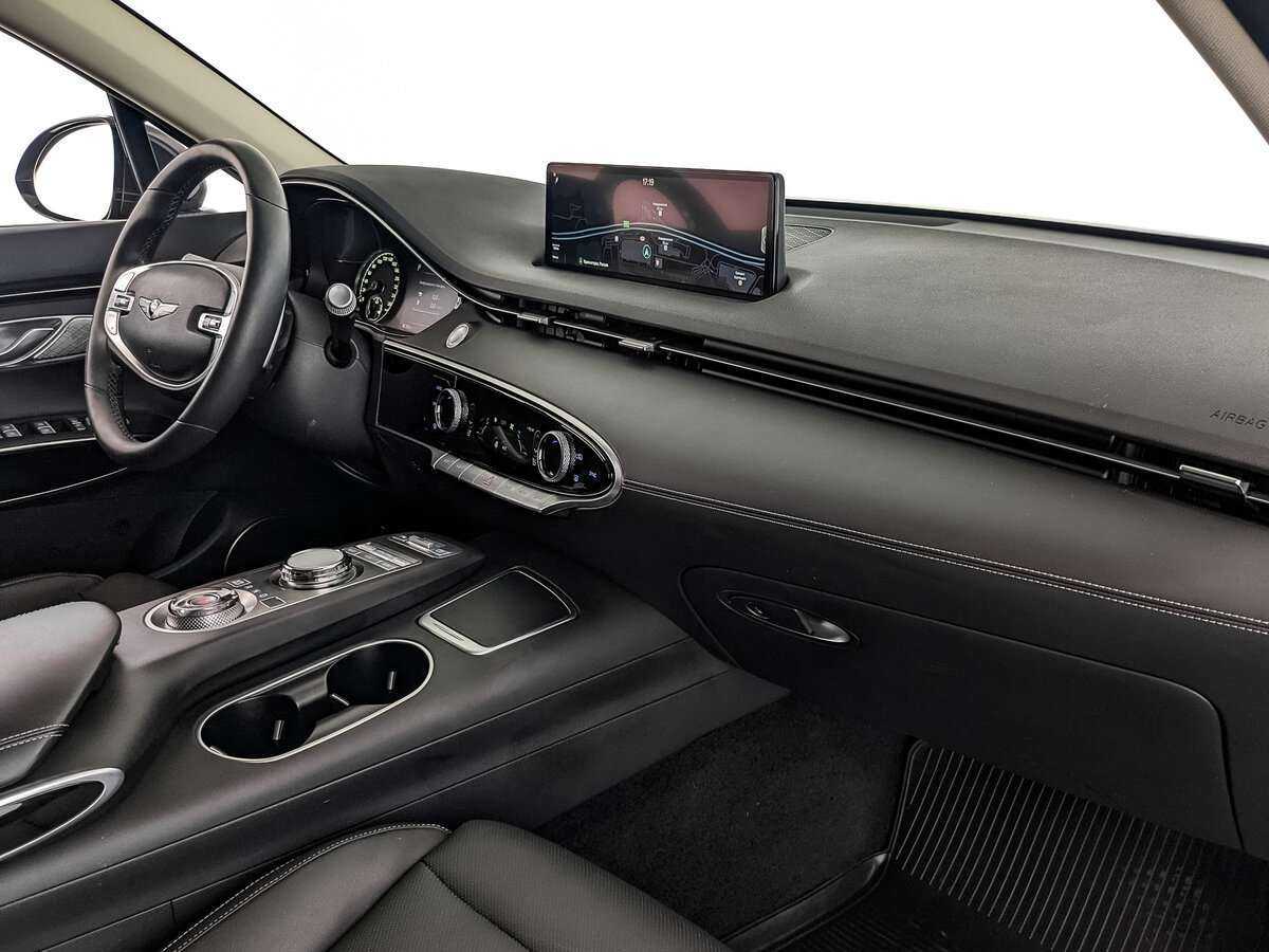 Б/У Генезис ГВ70 2021 года. Фото: #8