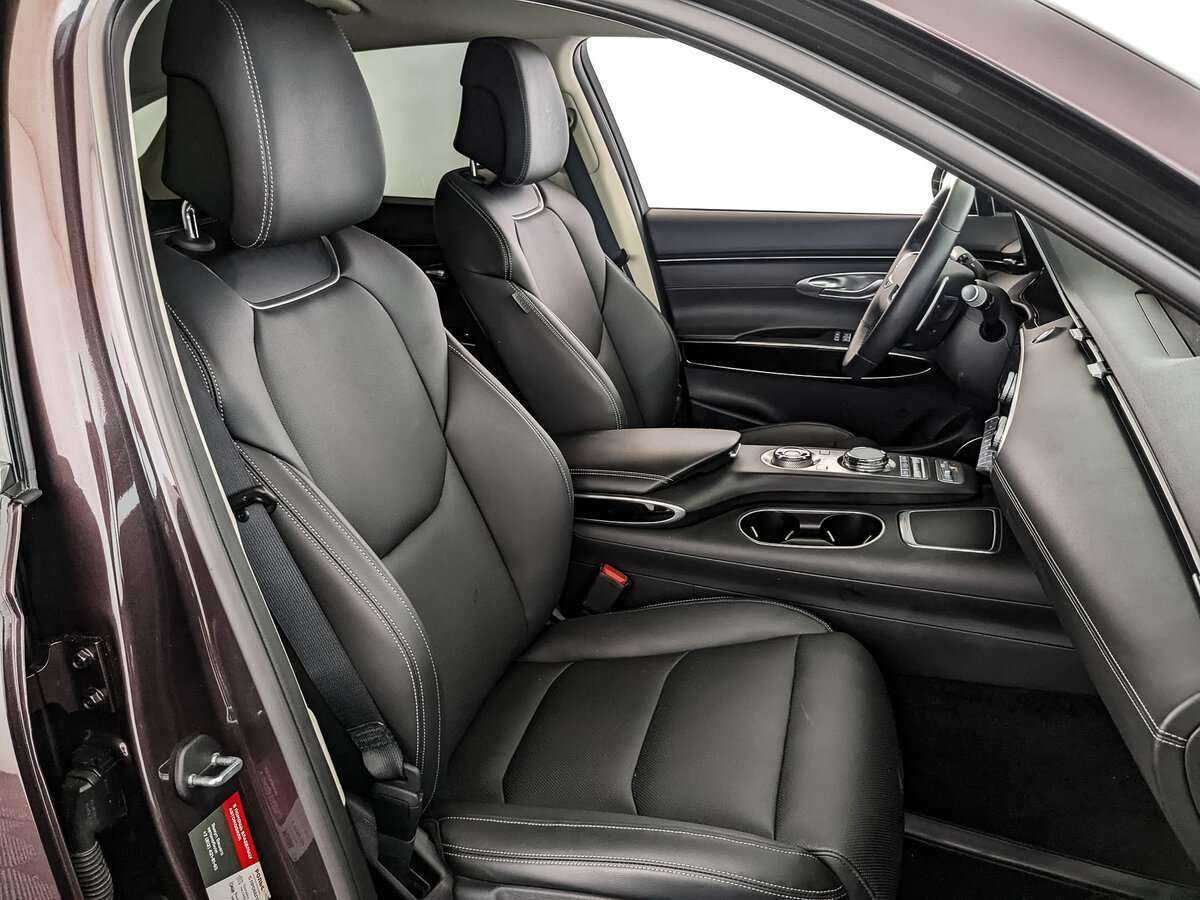 Б/У Генезис ГВ70 2021 года. Фото: #18