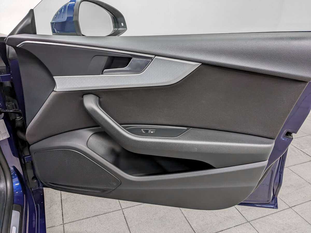 Б/У Ауди А5 2018 года. Фото: #19