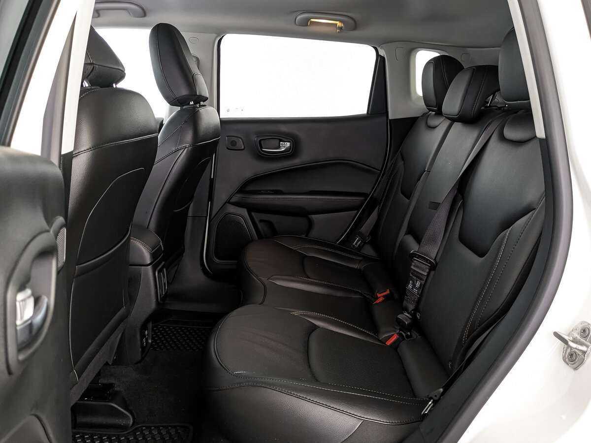 Б/У Джип Компасс 2021 года. Фото: #13