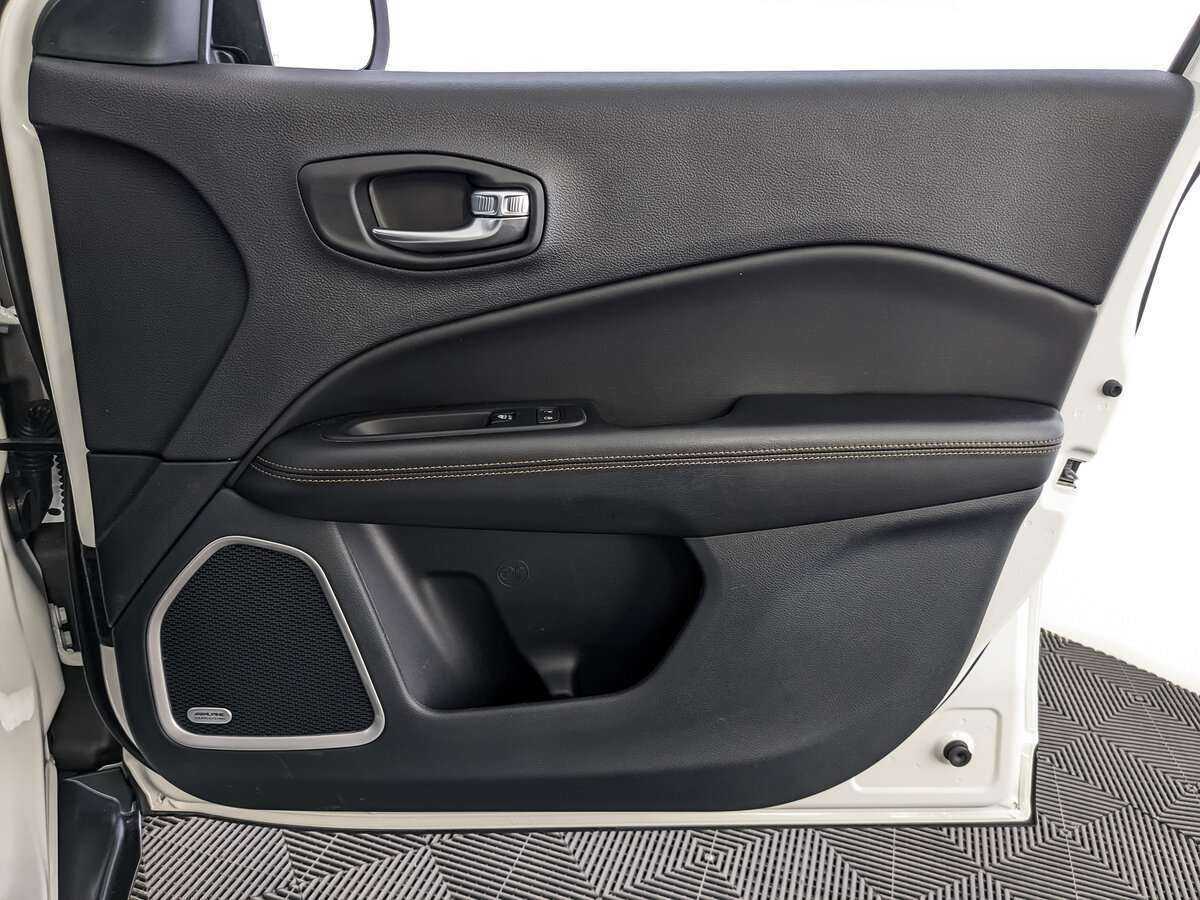 Б/У Джип Компасс 2021 года. Фото: #20