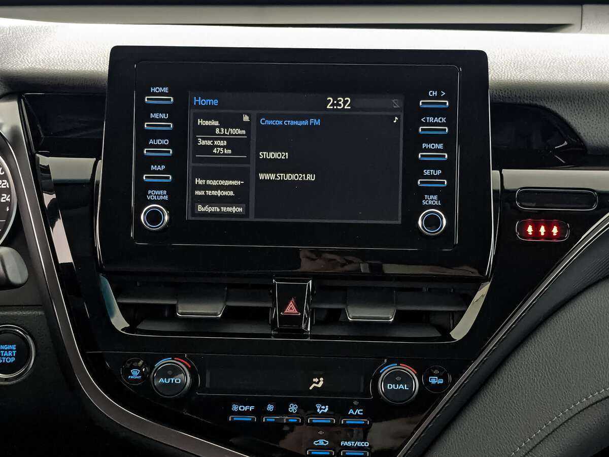 Б/У Тойота Камри 2022 года. Фото: #12