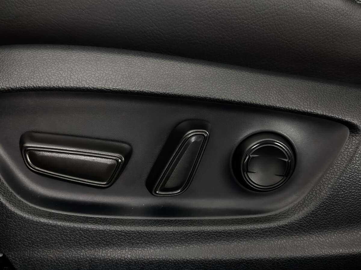 Б/У Тойота Камри 2022 года. Фото: #16