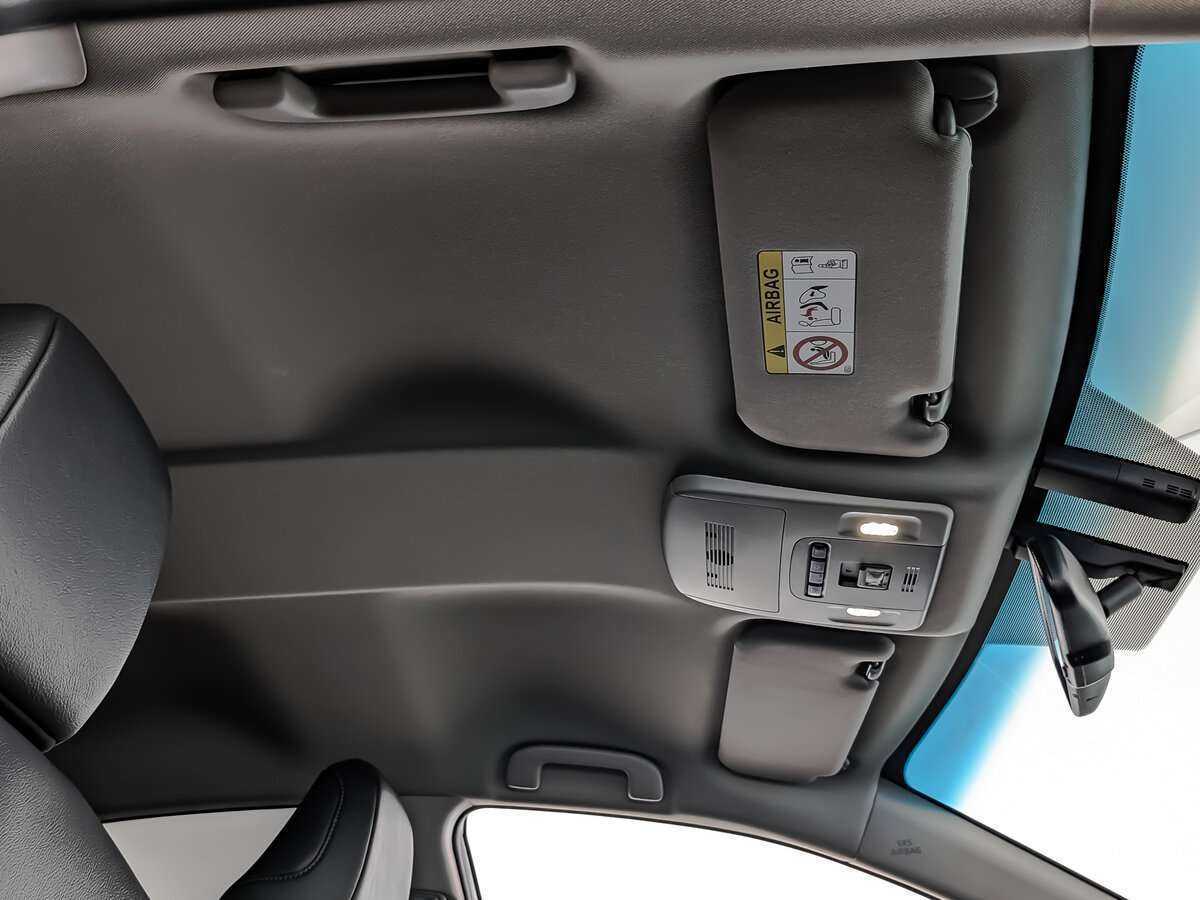 Б/У Тойота Камри 2022 года. Фото: #18