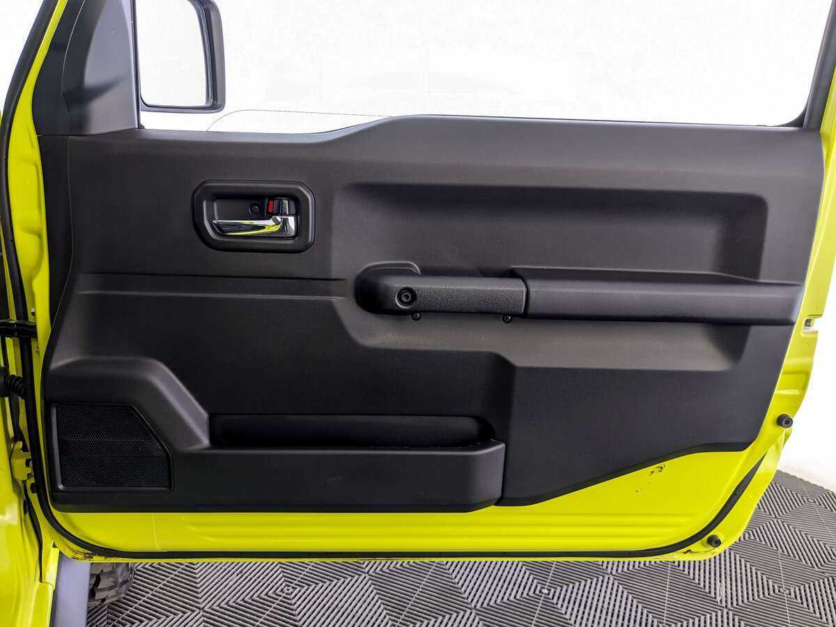 Б/У Сузуки Джимни 2019 года. Фото: #19