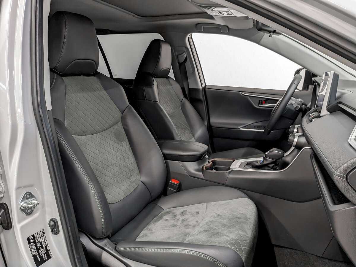 Б/У Тойота Рав4 2022 года. Фото: #18