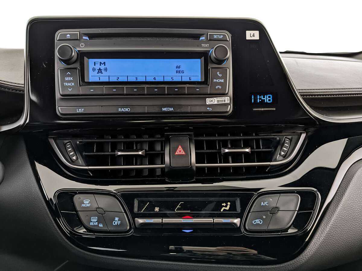 Б/У Тойота Ц-ШР 2019 года. Фото: #11