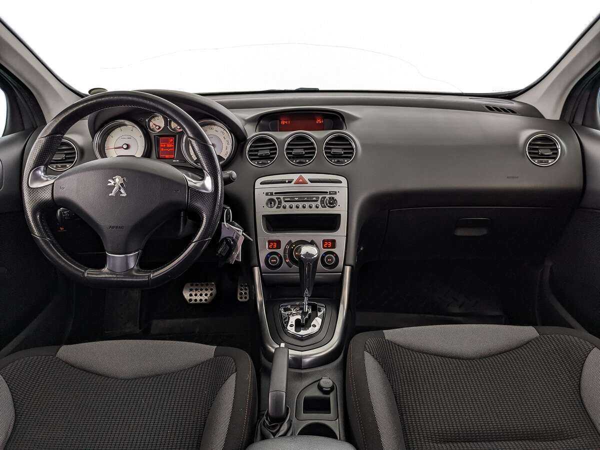 Б/У Пежо 308 2011 года. Фото: #9