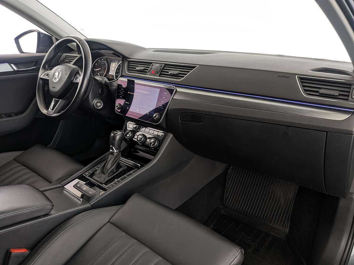 Б/У Шкода Суперб 2017 года. Фото: #8