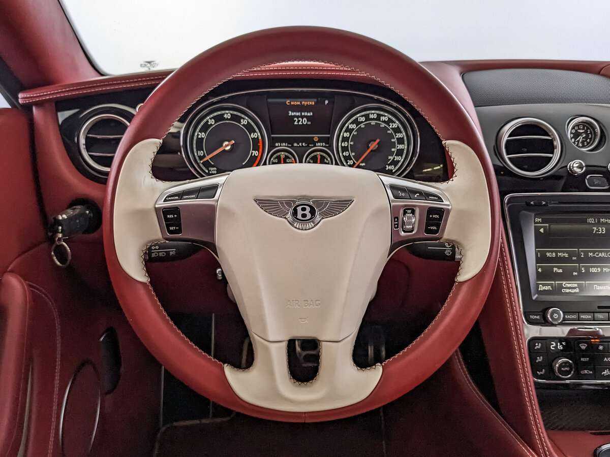 Б/У Бэнтли Континенталь ГТ 2012 года. Фото: #16