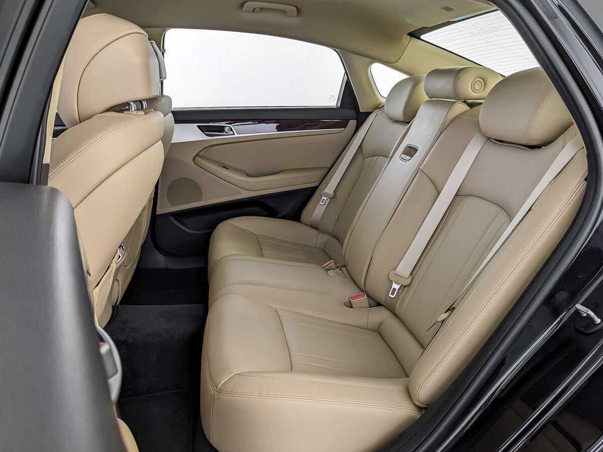 Б/У Генезис Г80 2019 года. Фото: #11