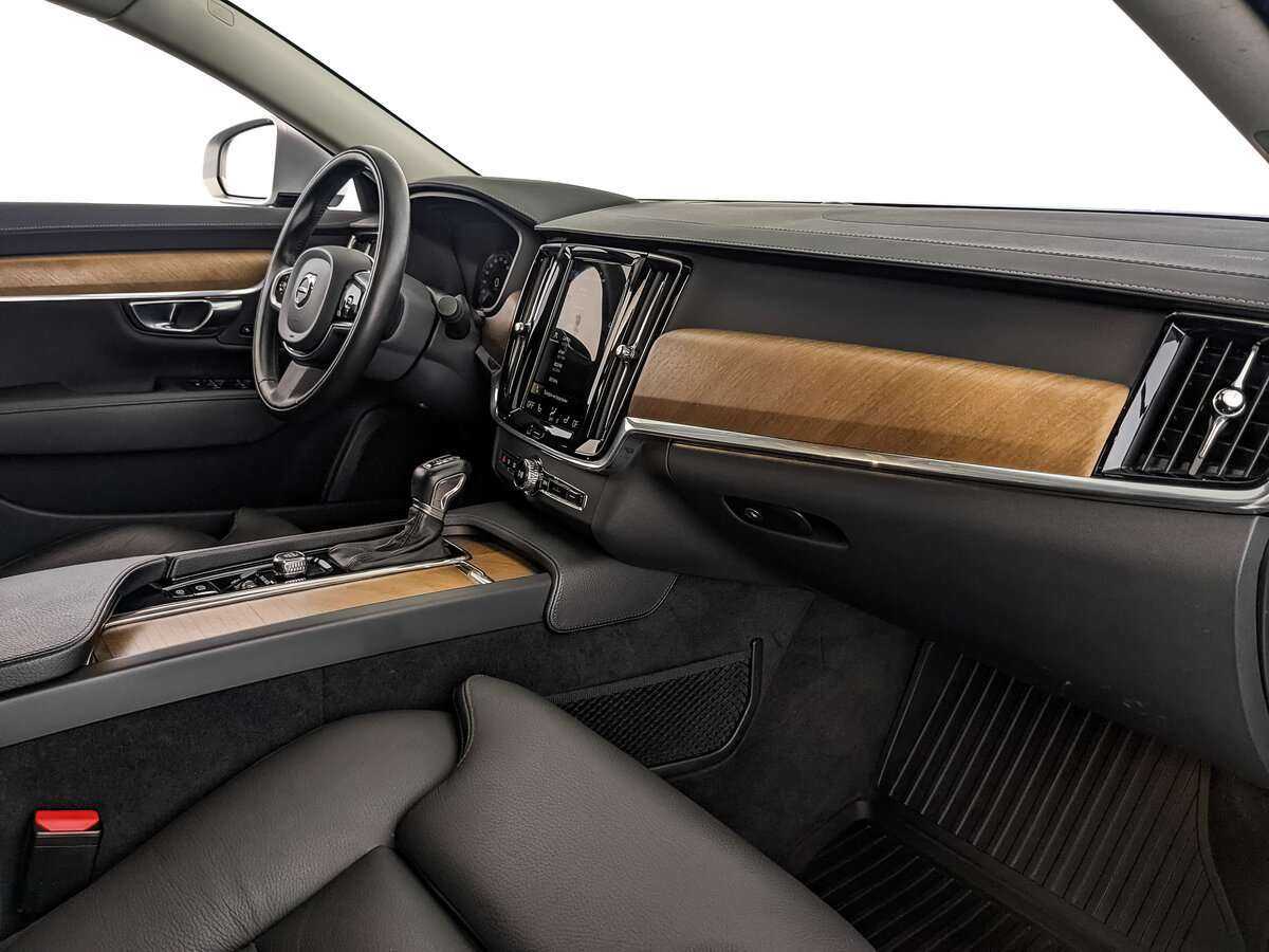 Б/У Вольво С90 2020 года. Фото: #11