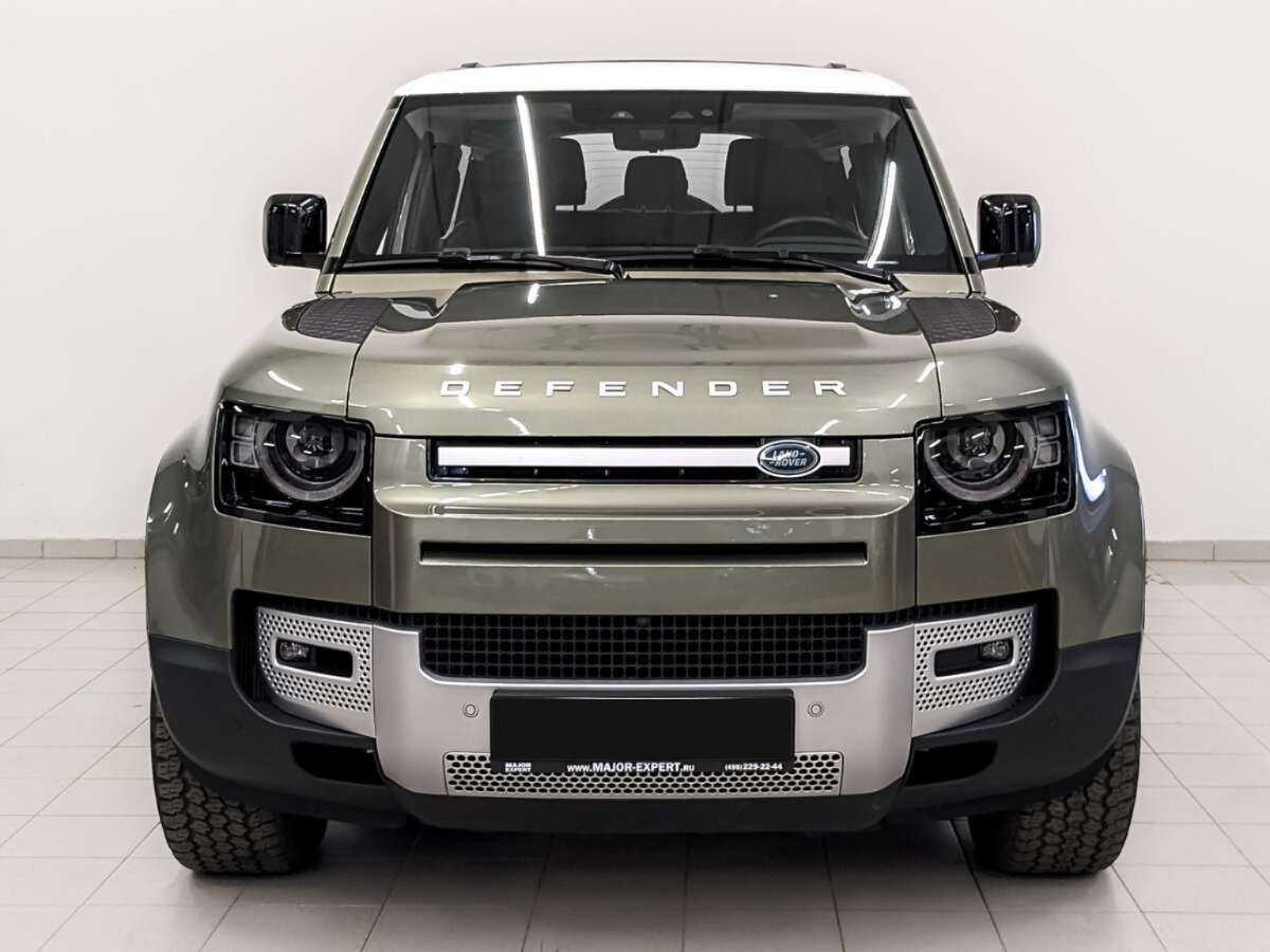 Б/У Лэнд Ровер Дефендер 2021 года. Фото: #1