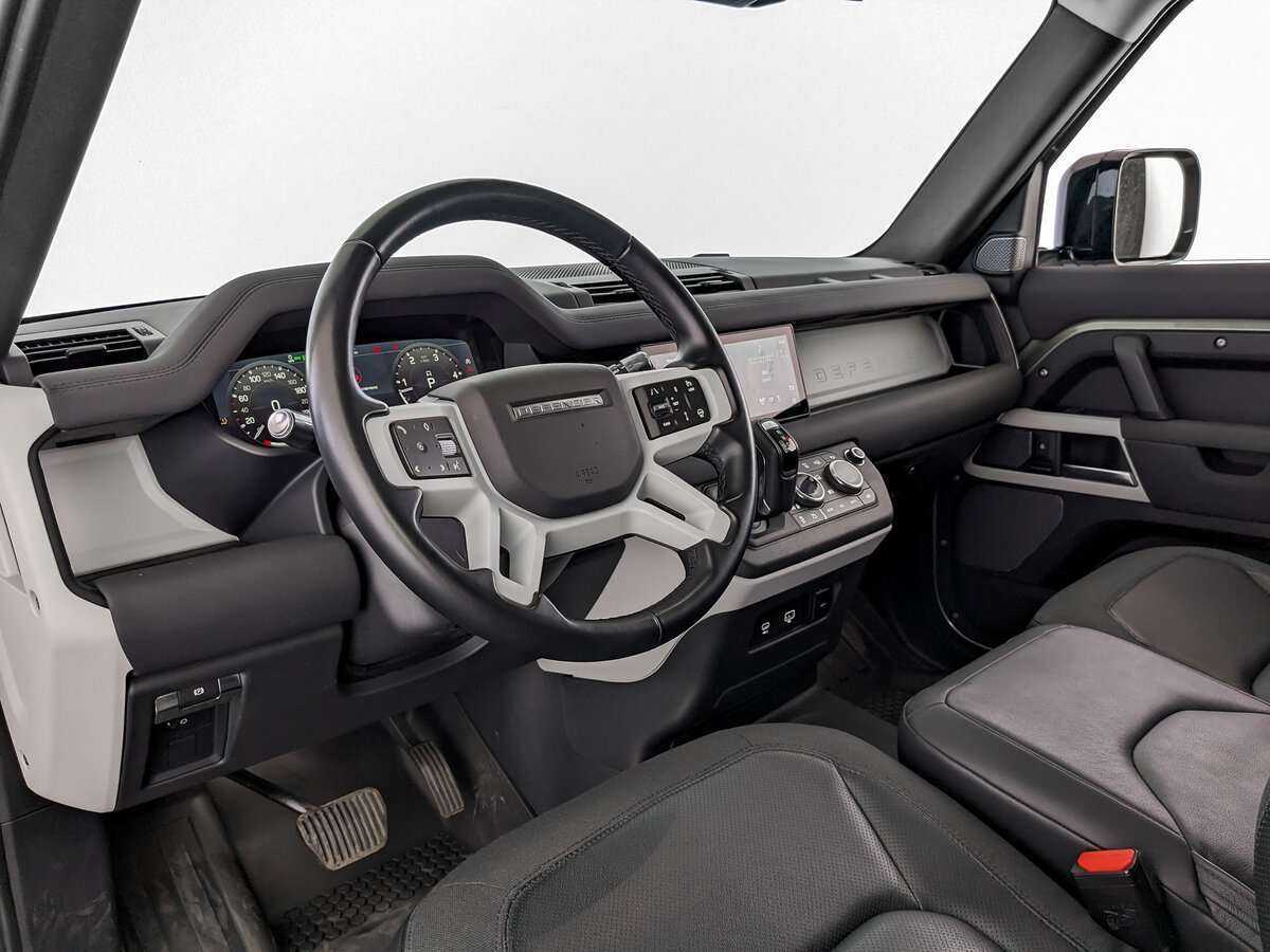 Б/У Лэнд Ровер Дефендер 2021 года. Фото: #9