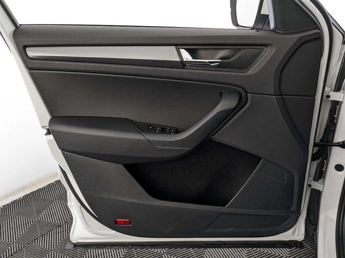 Б/У Шкода Кодиак 2020 года. Фото: #14