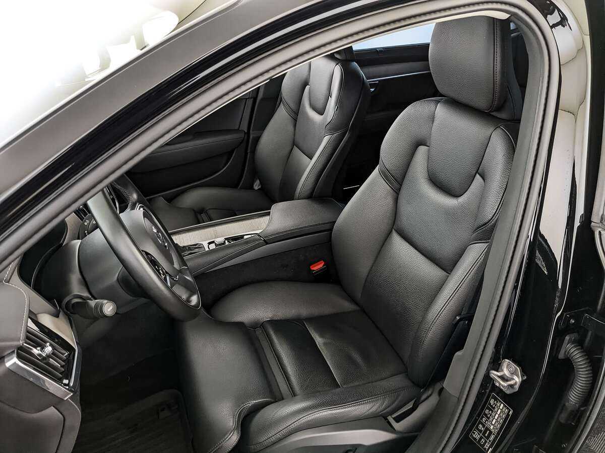 Б/У Вольво С90 2021 года. Фото: #15