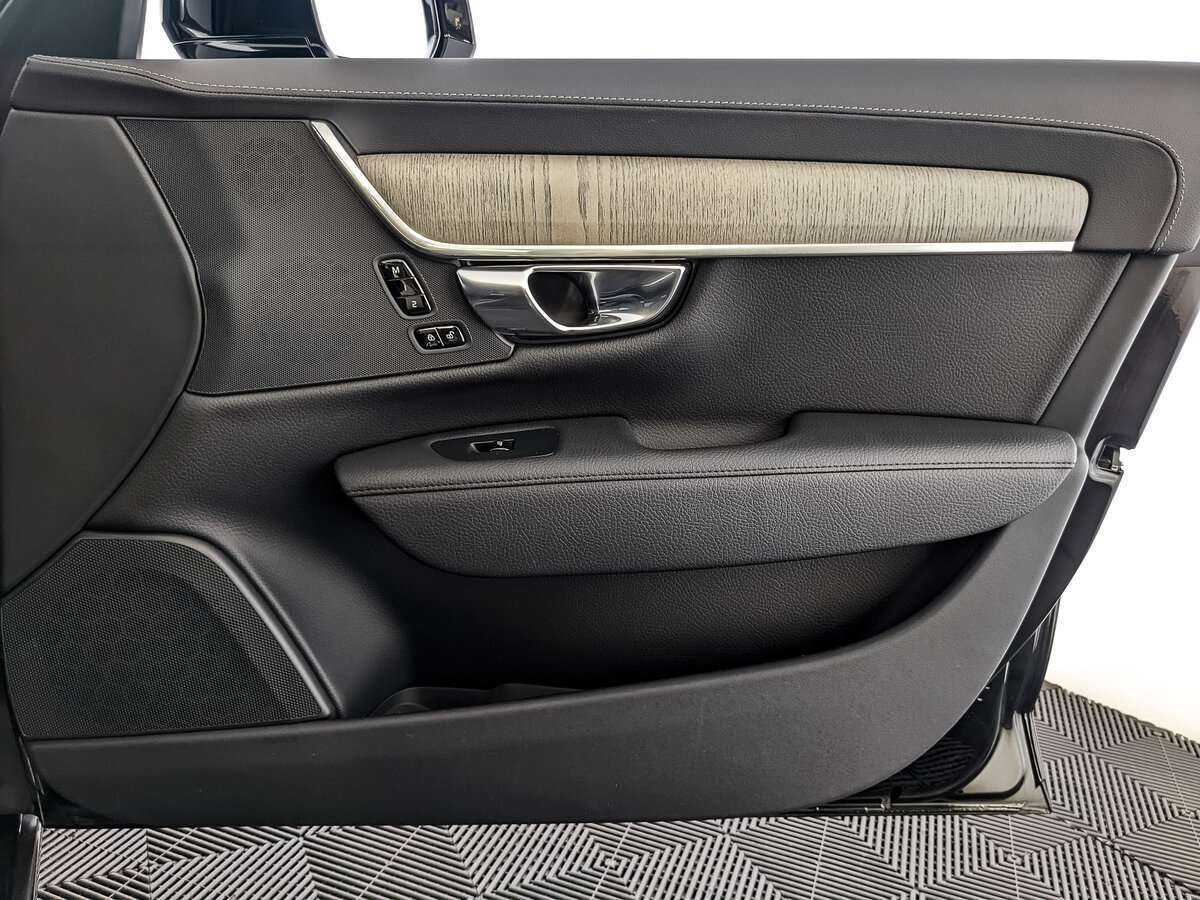 Б/У Вольво С90 2021 года. Фото: #20