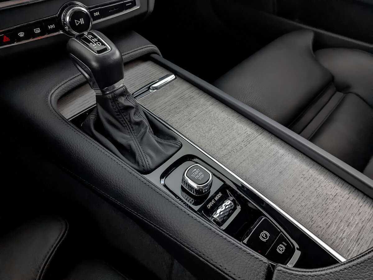 Б/У Вольво С90 2021 года. Фото: #22